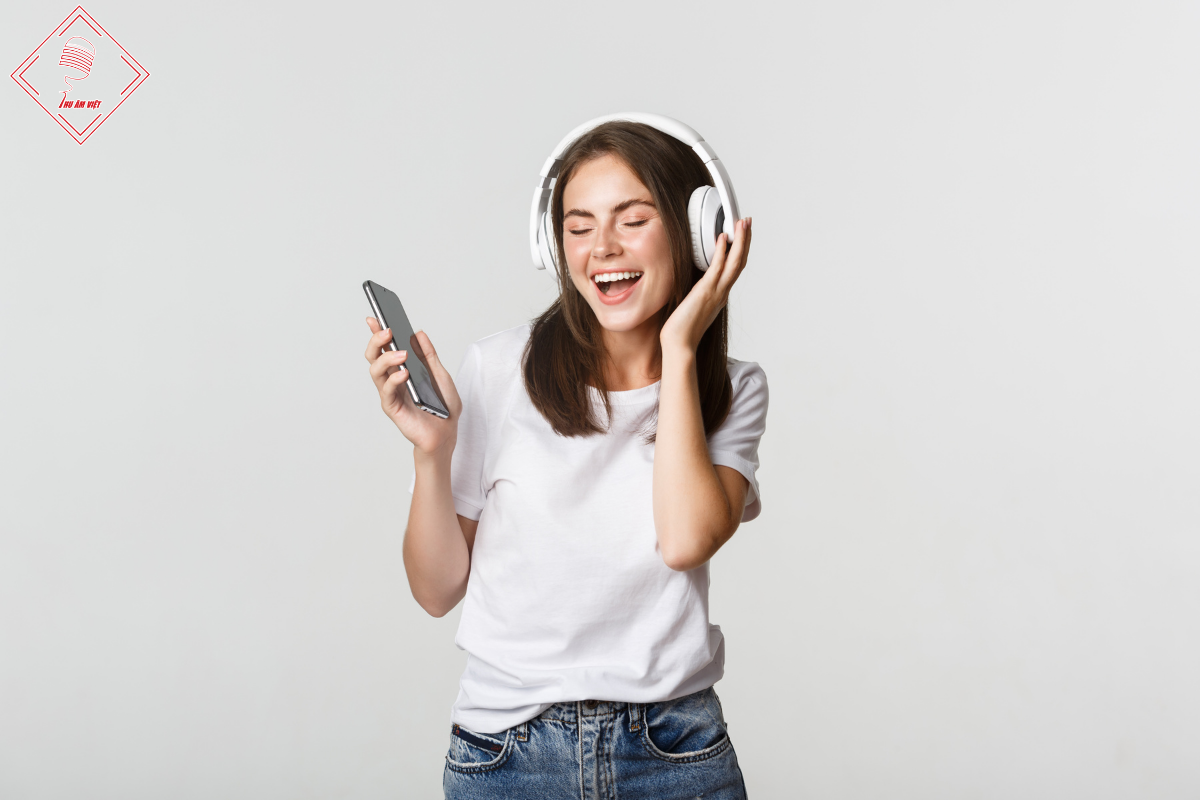 Ứng dụng tìm nhạc qua giai điệu Shazam là phần mềm tìm nhạc qua gia điệu nhanh nhất hiện tại