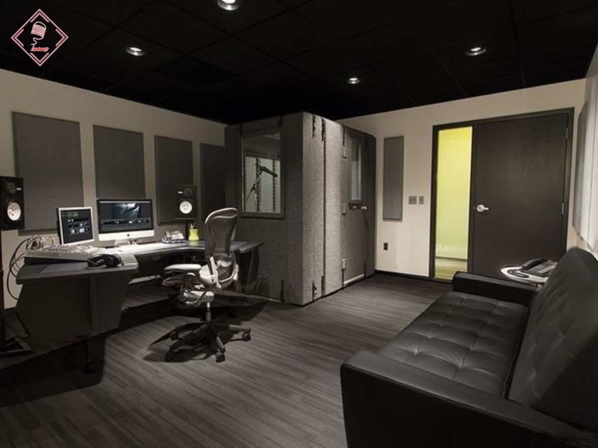 phòng thu âm kinh doanh